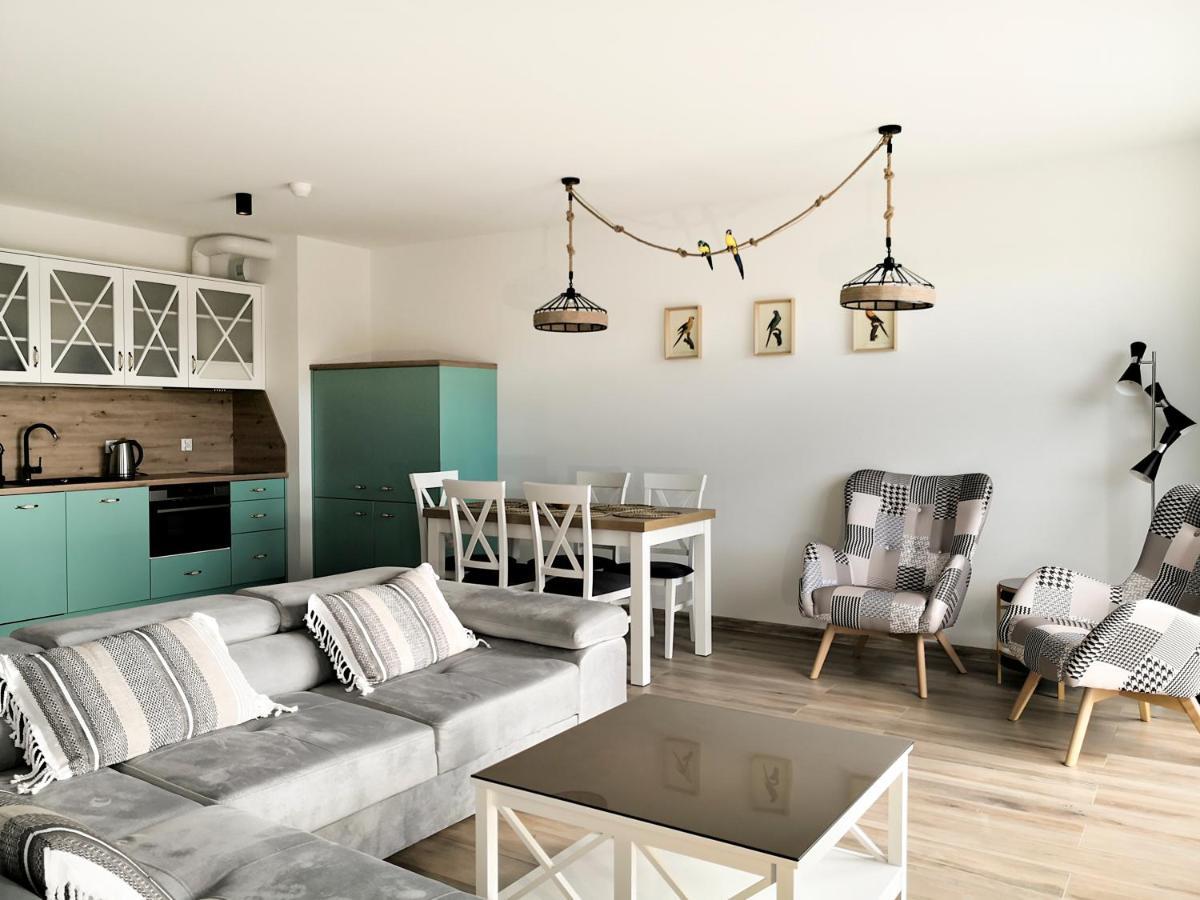 Apartament Pod Papugami W Porto Łeba Exteriör bild